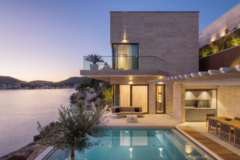Luxury Villa Antoan
