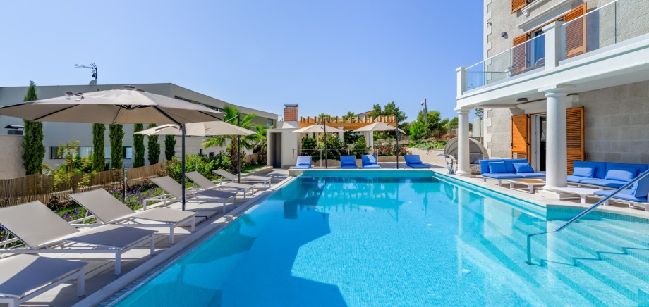 Luxury Villa Bego