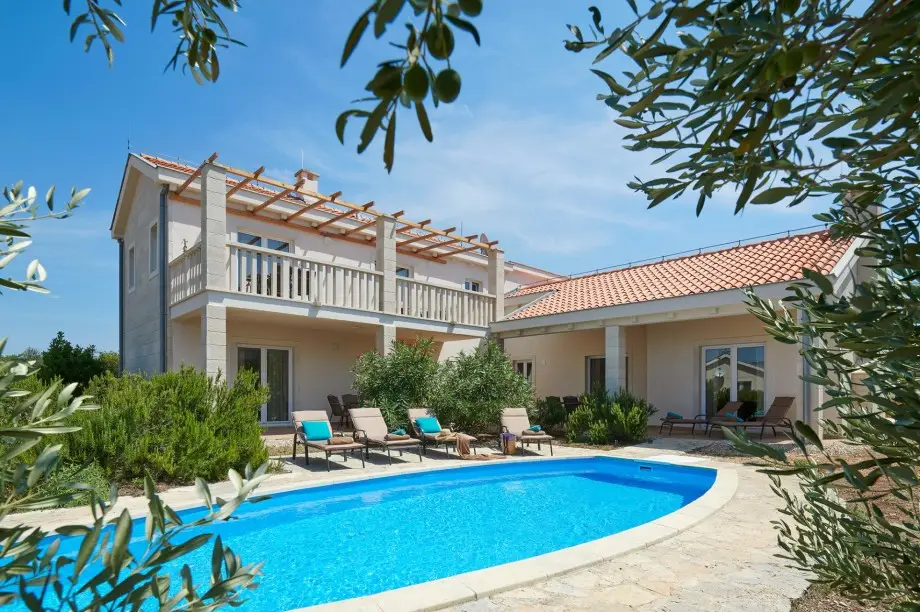 Villa_Isabella_1