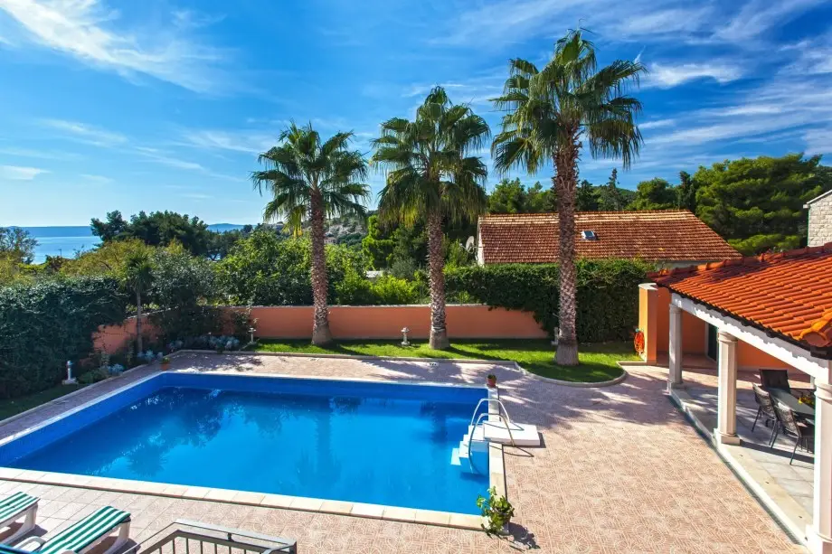 Villa_Rasotica_On_Hvar (7)