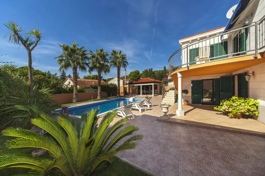 Villa_Rasotica_On_Hvar (4)