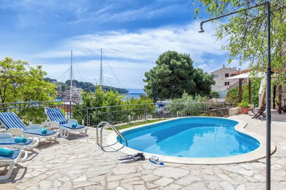 Villa_Bonaca_In_Sumartin (1)