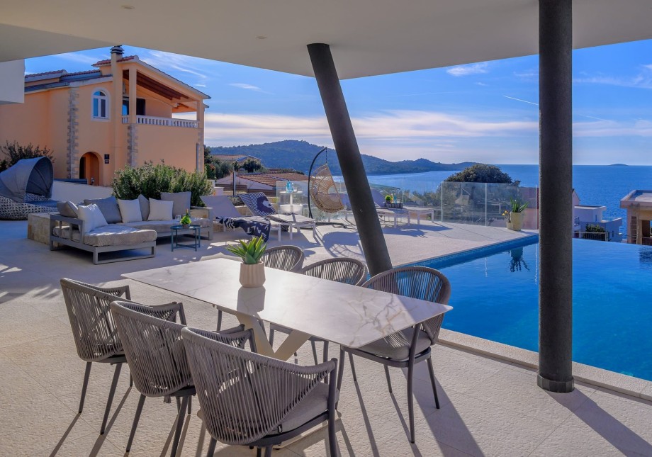 Luxury Villa Seven Seas