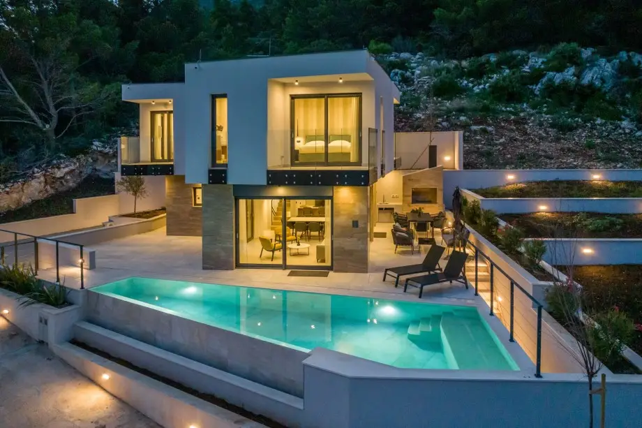 Luxury Villa Luce