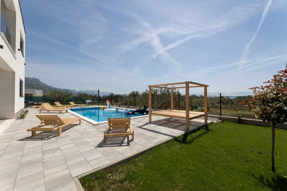 Villa_Cest_La_Vie_Kastel_Stari (28)