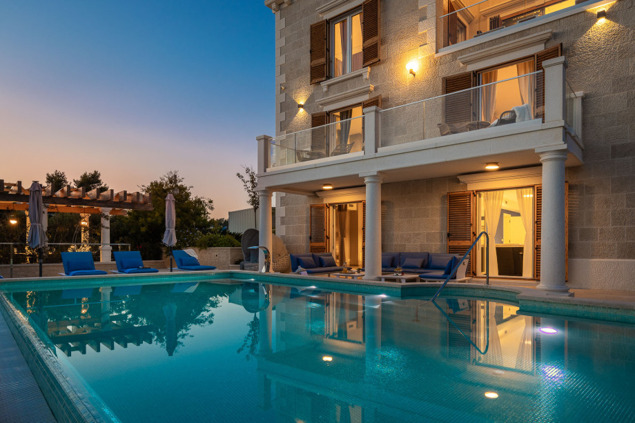 Luxury Villa Bego (69)