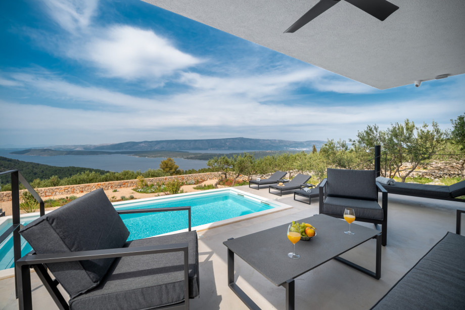 Villa Lapis Hvar Dalmatia (3).Jpg