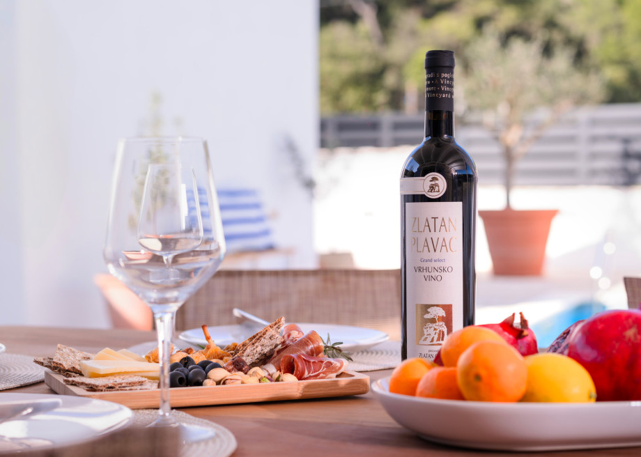 Villa Rustic Island Hvar (1)