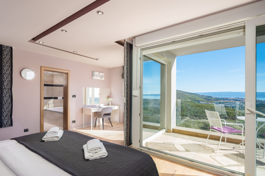 Villa Awsome (39)