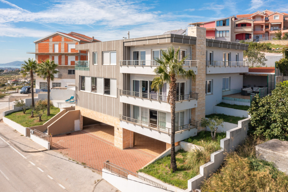 Villa Awsome (8)