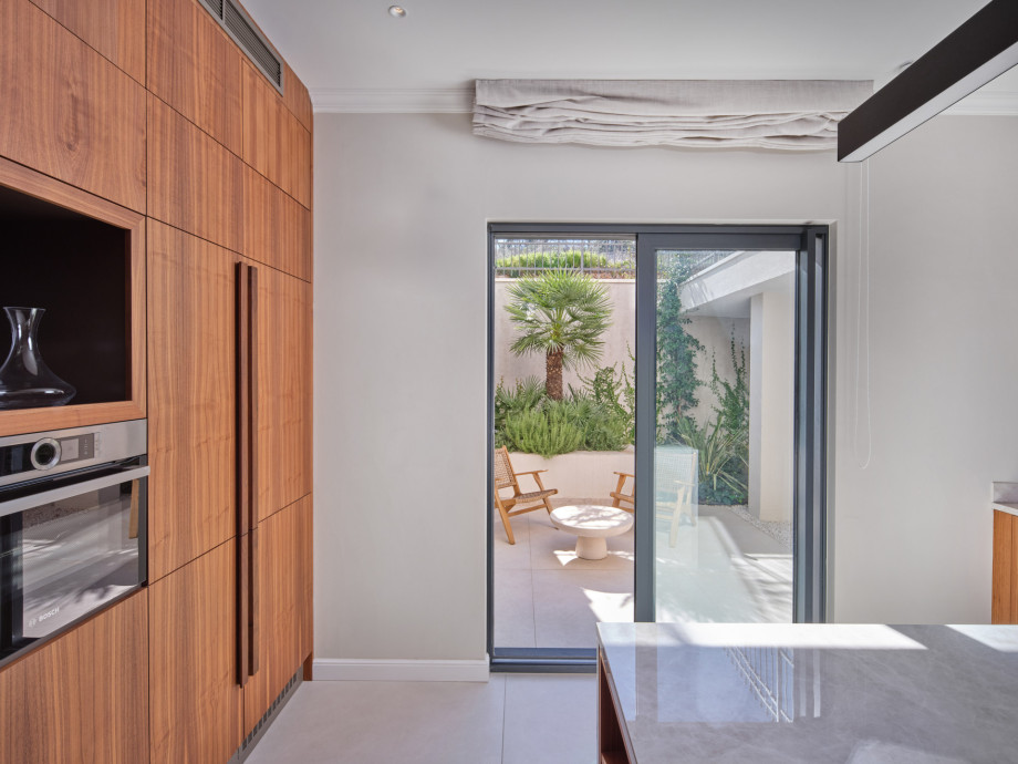 Mistral Villas Trogir Beach Brown (23)