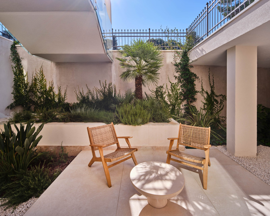 Mistral Villas Trogir Beach Brown (24)
