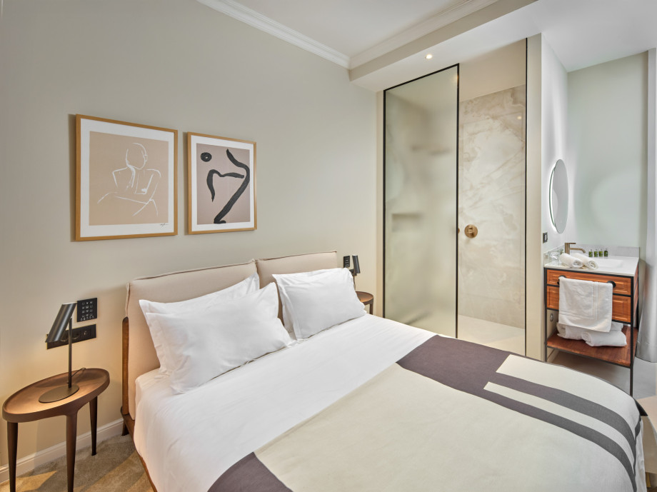 Mistral Villas Trogir Beach Brown (1)