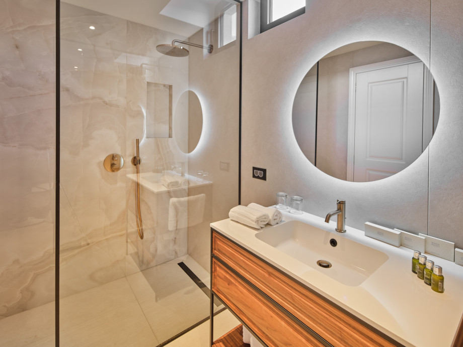 Mistral Villas Trogir Beach Brown (126)