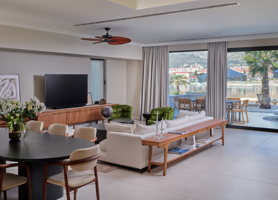 Mistral Villas Trogir Beach Brown (27)