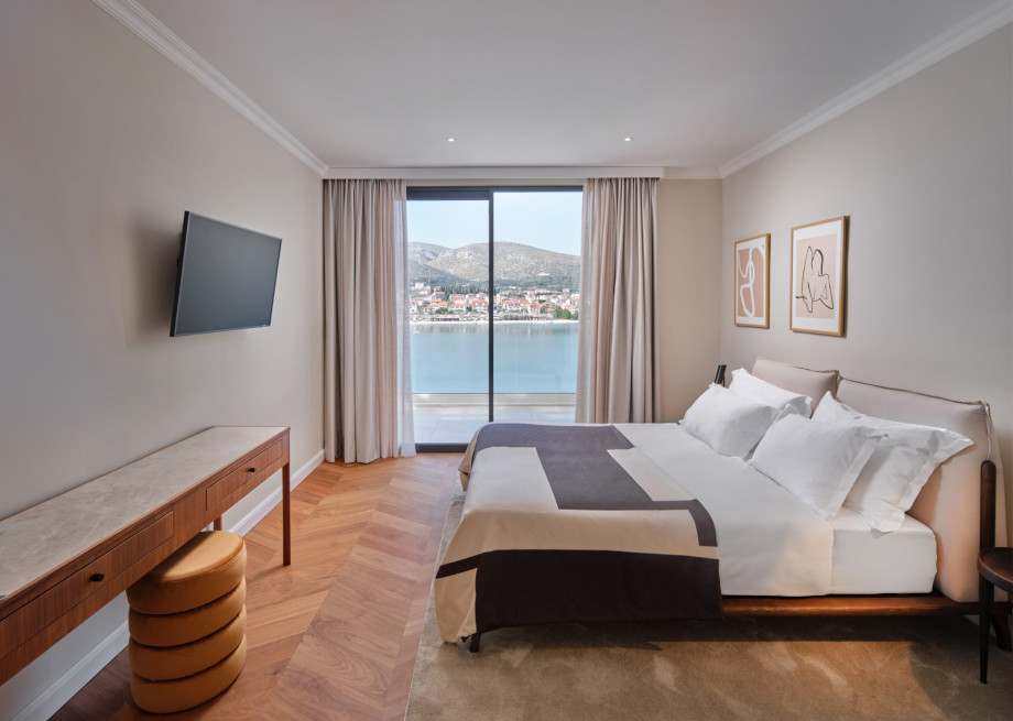 Mistral Villas Trogir Beach Brown (116)