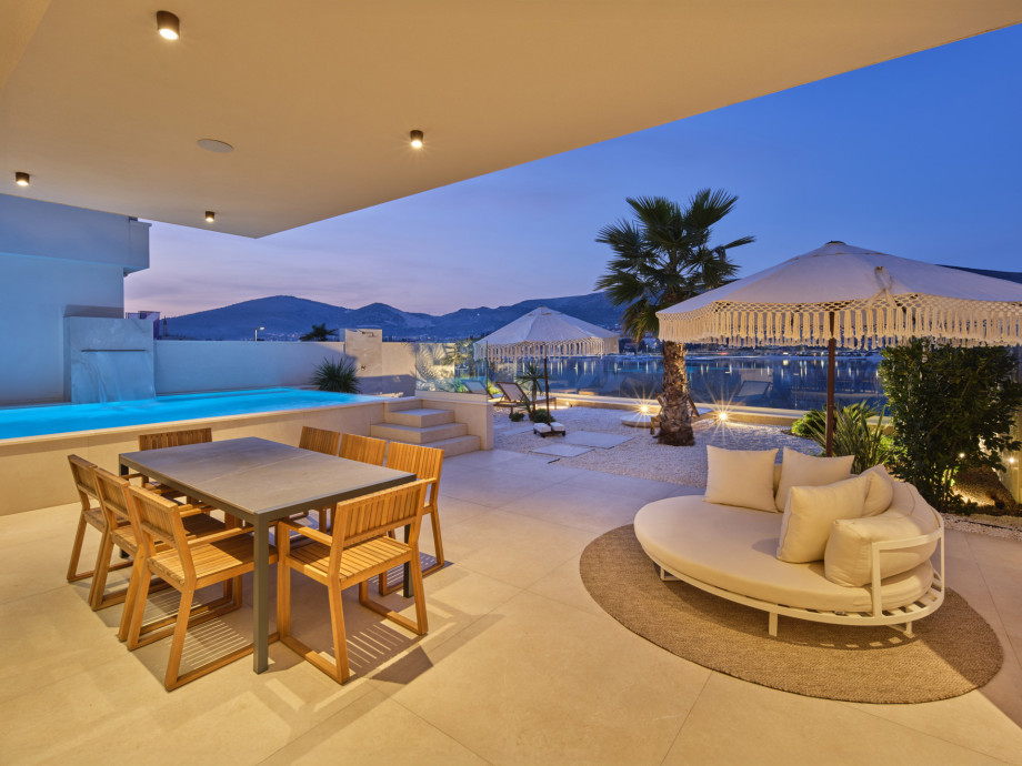 Mistral Villas Trogir Beach Brown (141)