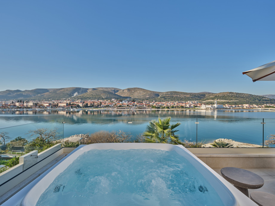 Mistral Villas Trogir Beach Brown (91)