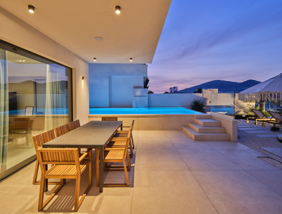 Mistral Villas Trogir Beach Brown (142)