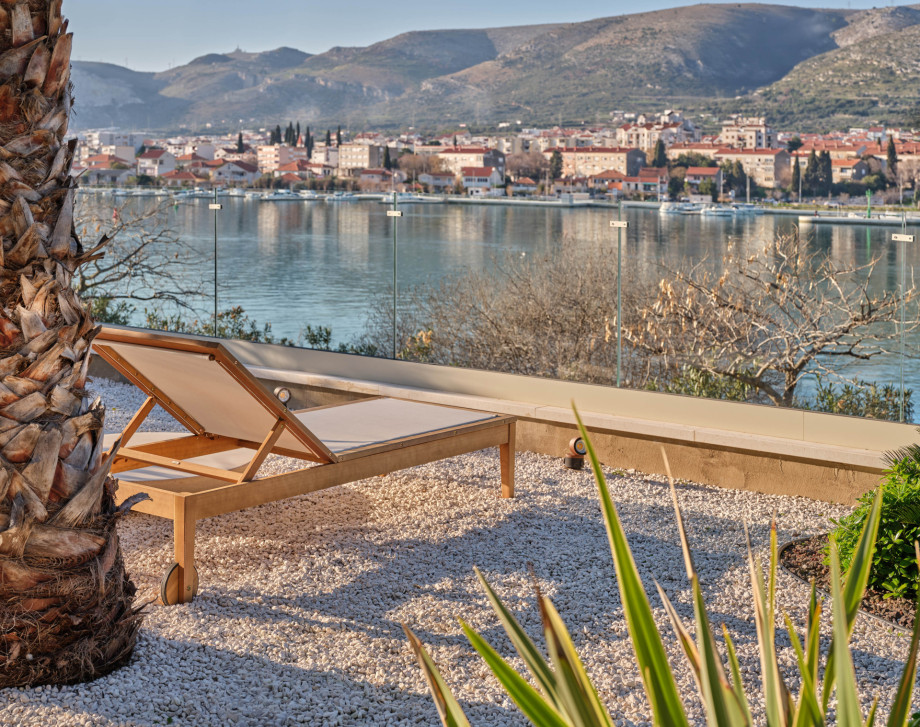 Mistral Villas Trogir Beach Brown (85)