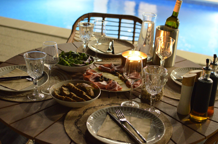 Villa White Island Brac Dalmatia (16).Jpg