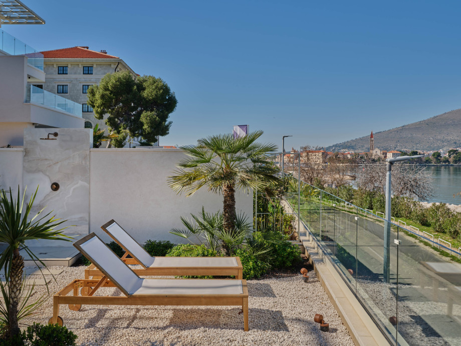 Mistral Villas Trogir Beach Brown (38)
