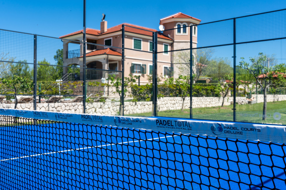 Nature's Embrace  Padel (8)