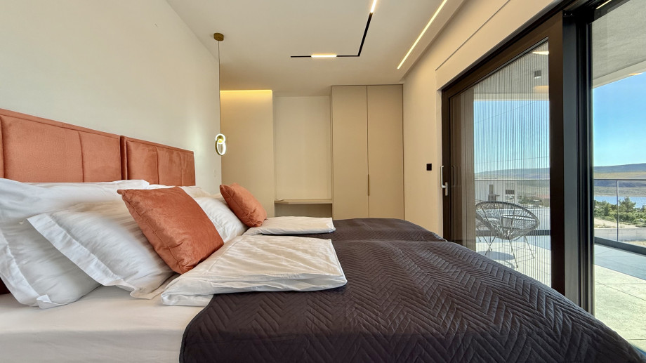 Villa Serenity (6  1)