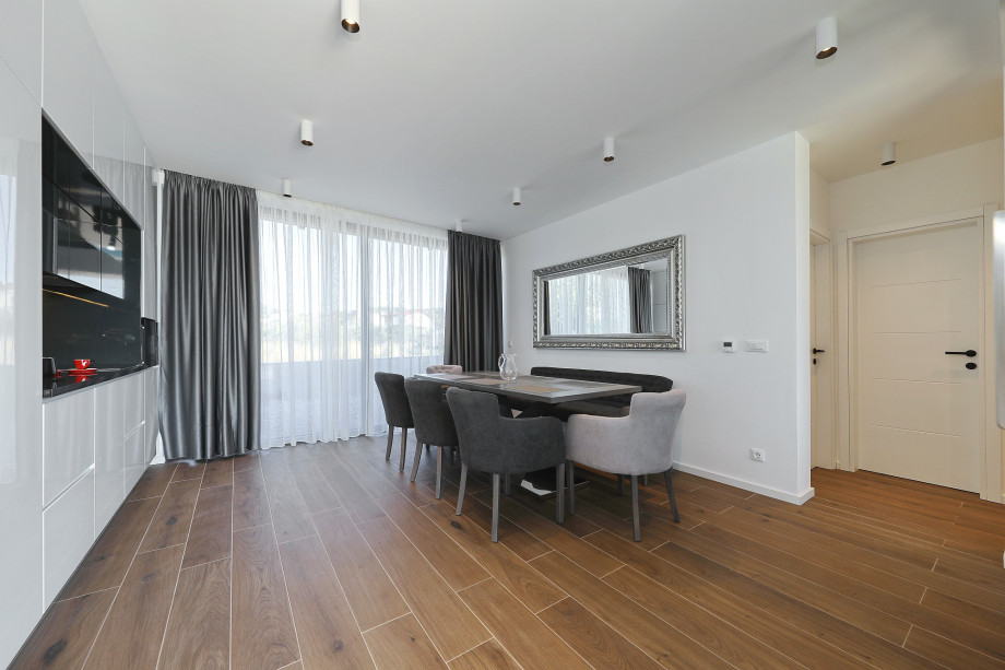 Vila Home4You K4   Kuhinja (2)