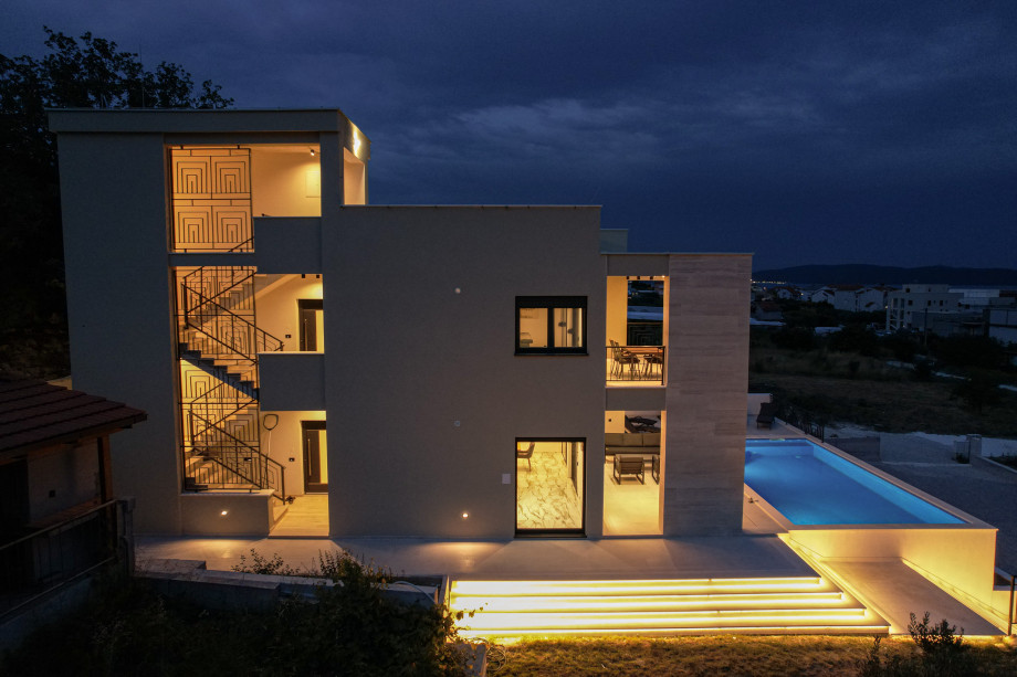 Luxury Villa Providenza (34)