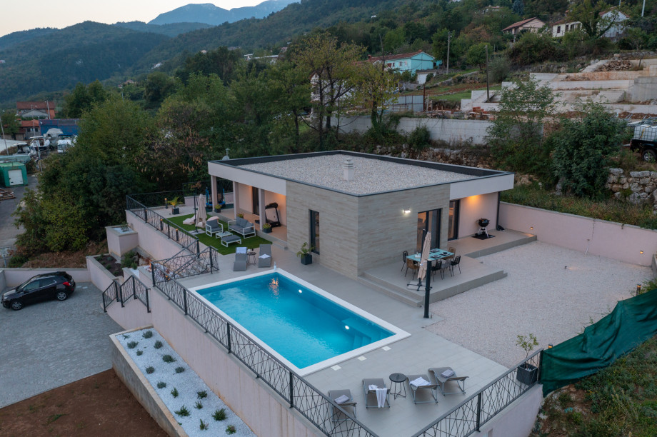 Villa Castanea, Poljane   5
