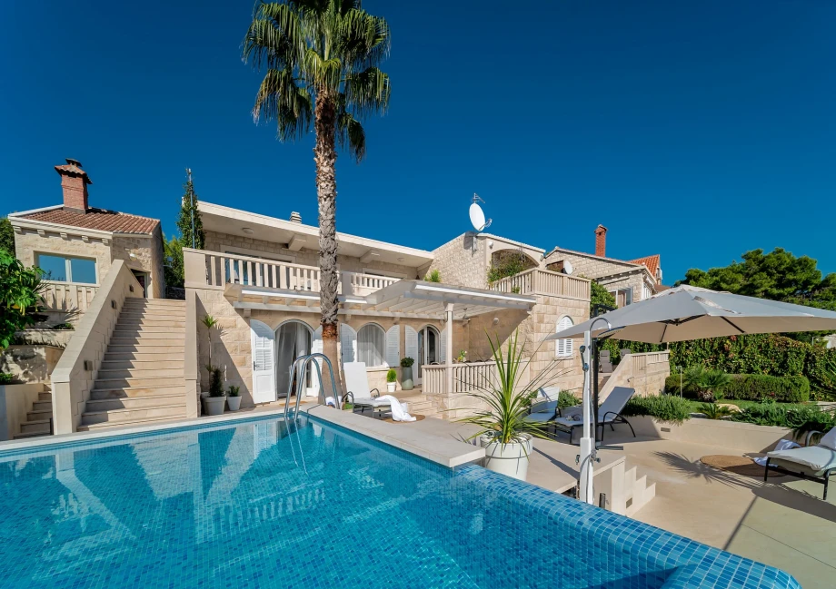 Villa Rosanda Brac Dalmatia (3).Webp