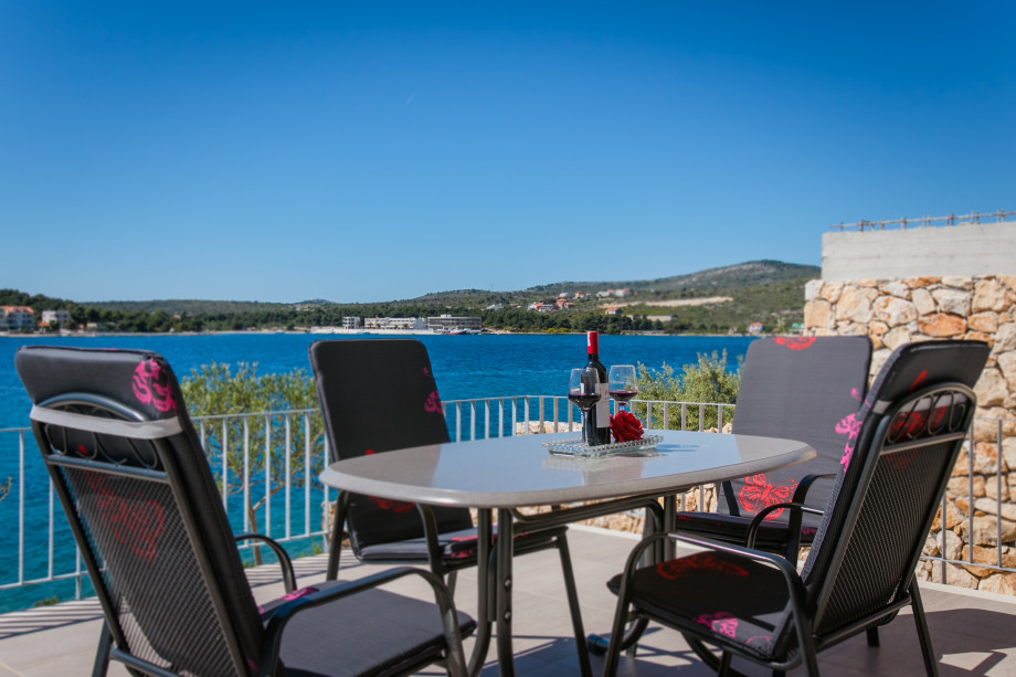 Villa Lori, Zatoglav (2)