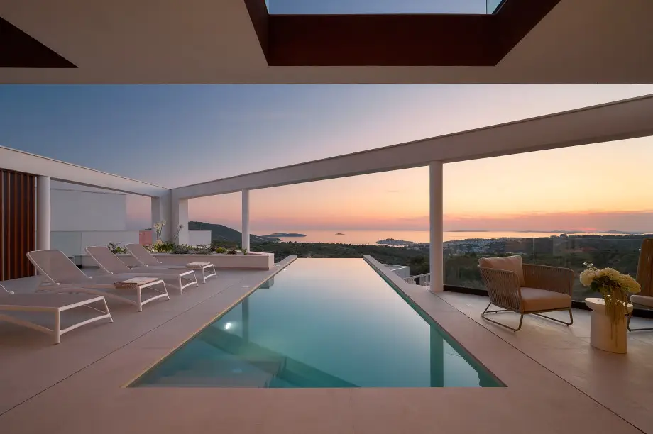 How to choose the perfect rental Villa – What agencies don’t tell you (But you should know)