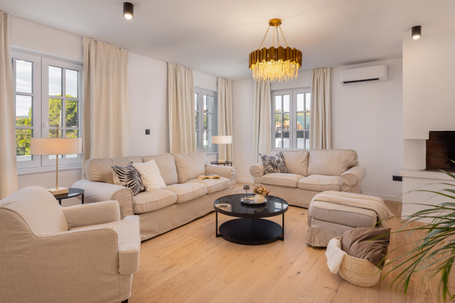 Villa Leylandii (22)