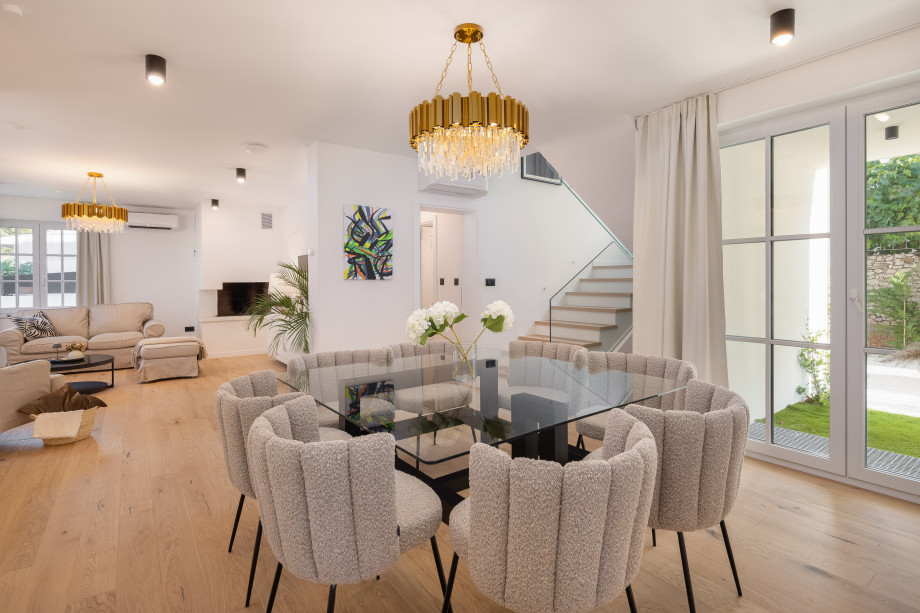 Villa Leylandii (25)