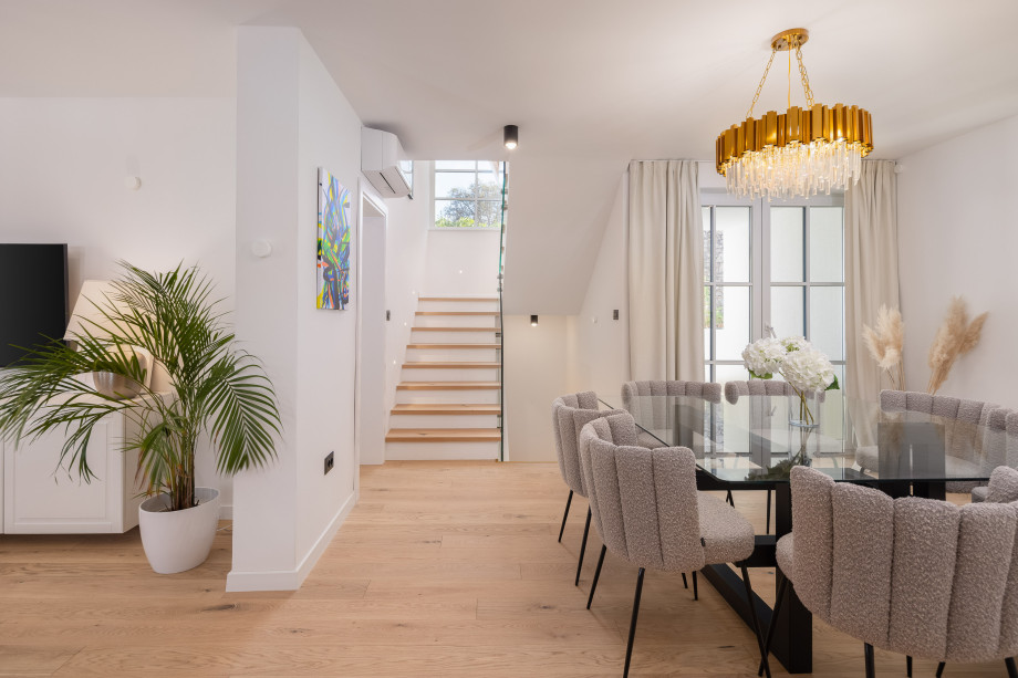 Villa Leylandii (26)