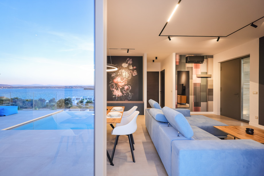Villa View, Pasman (2)