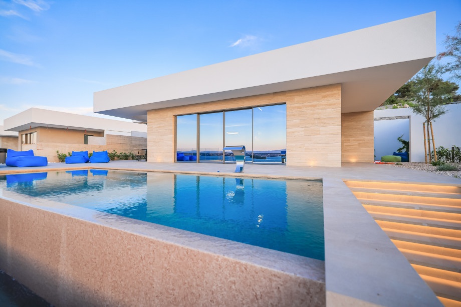 Villa View, Pasman (24)