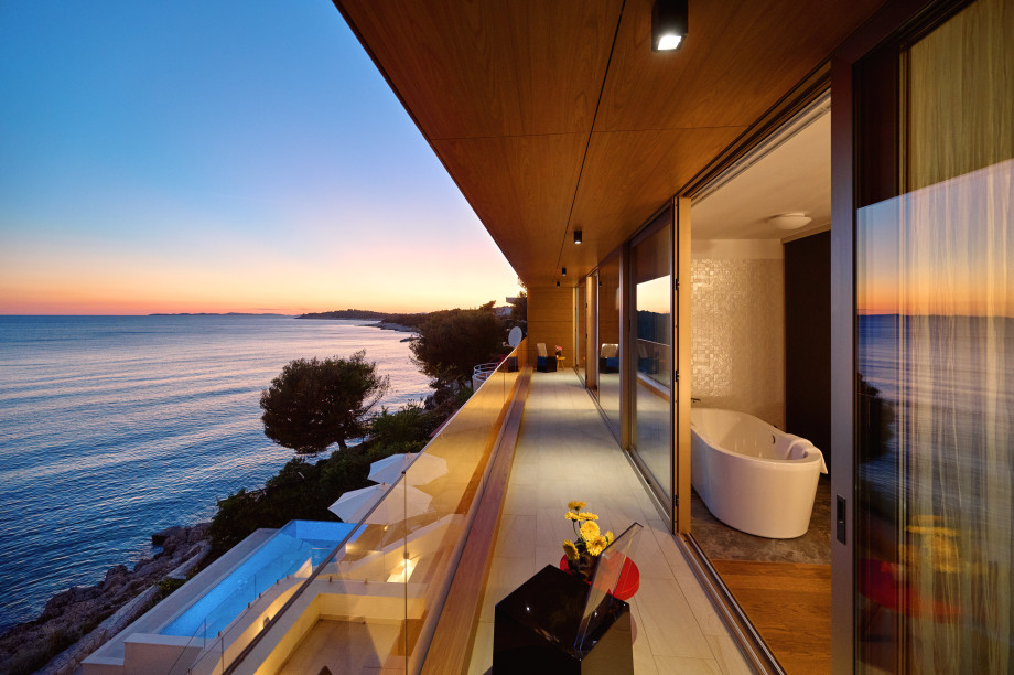Villa Gloss (36)