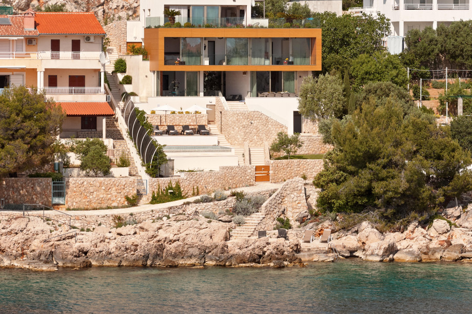 Villa Gloss (39)