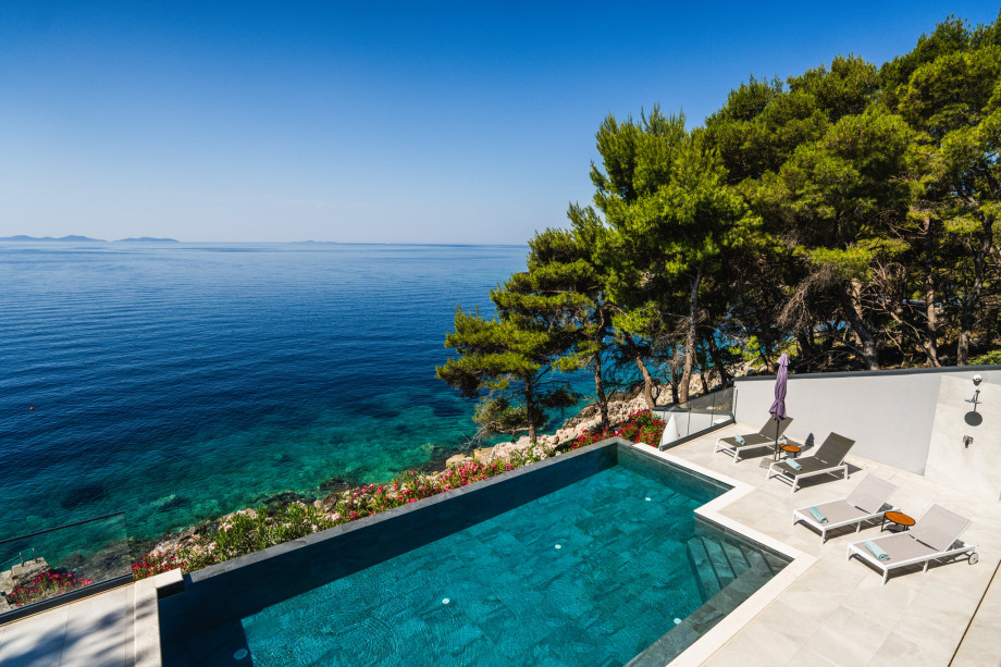Villa Sanserea   Update (1)