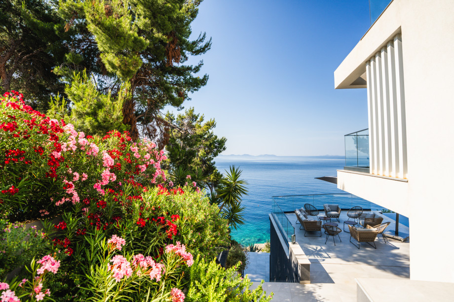 Villa Sanserea   Update (9)
