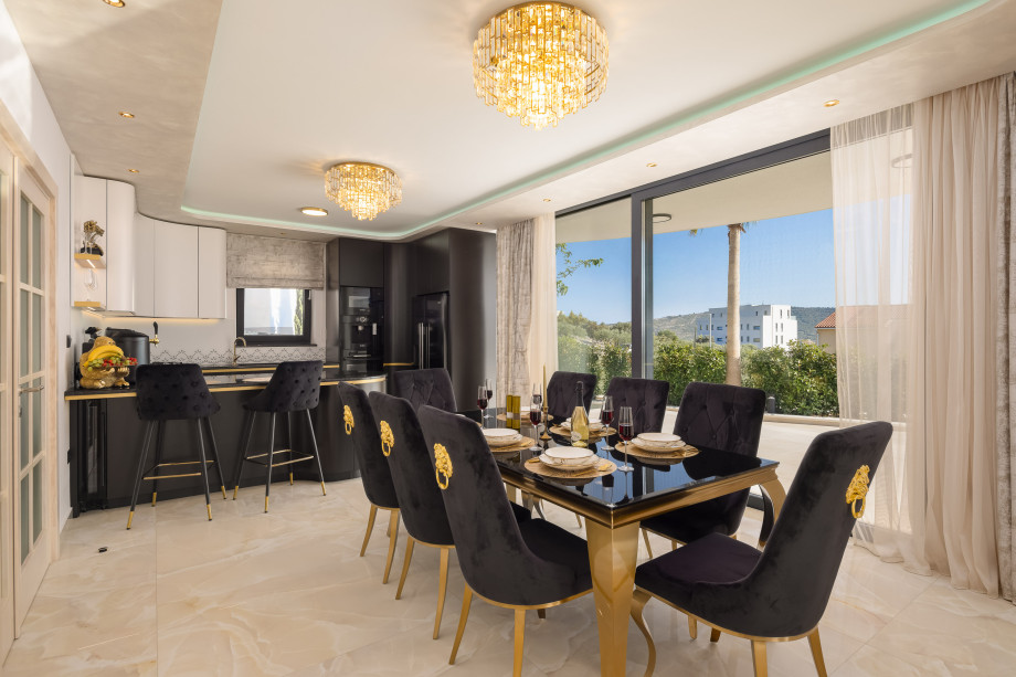 Villa Golden Lion 76