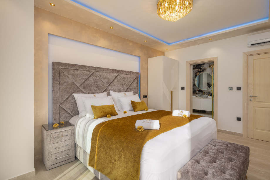 Villa Golden Lion 85