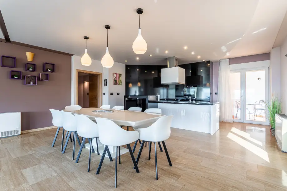 Villa Awesome